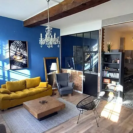 La Rochelaise : Calme & Somptueux Dans L'hyper Centre. Apartment *