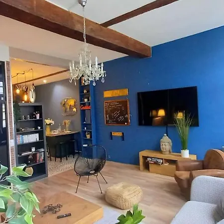 La Rochelaise : Calme & Somptueux Dans L'hyper Centre. Apartment *